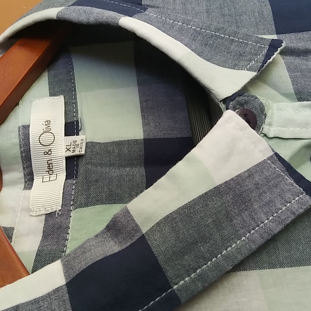 Eden & Olivia long sleeve shirt. - Picture 4 of 17